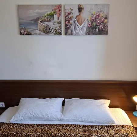 Marina Cape & Wellness-relax Nr 30-39 *